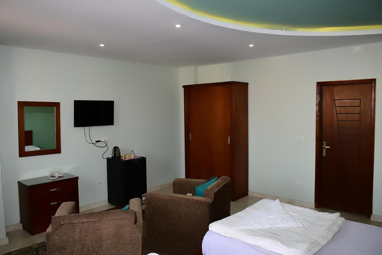 Grand Pyramids View Hotel Каир Экстерьер фото