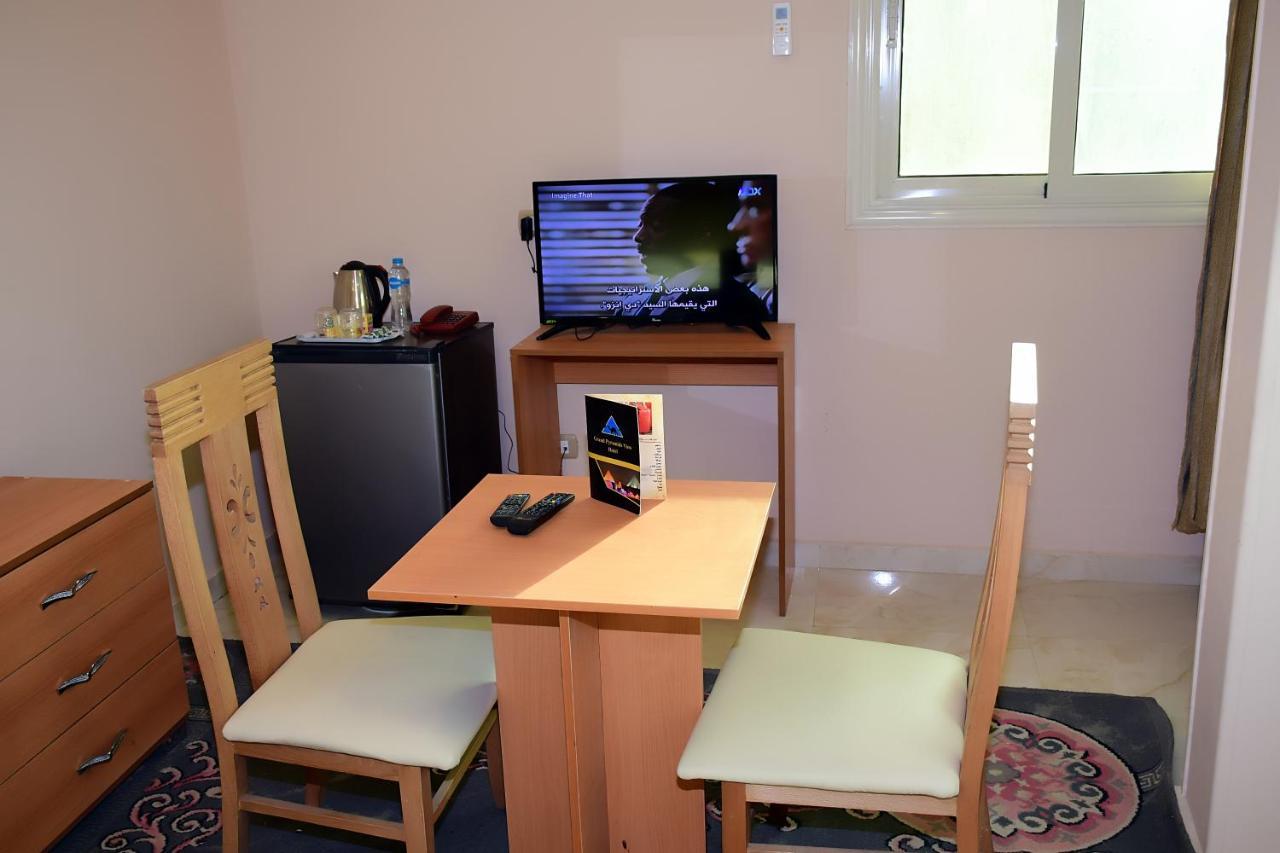 Grand Pyramids View Hotel Каир Экстерьер фото