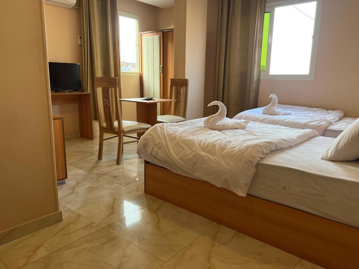 Grand Pyramids View Hotel Каир Экстерьер фото